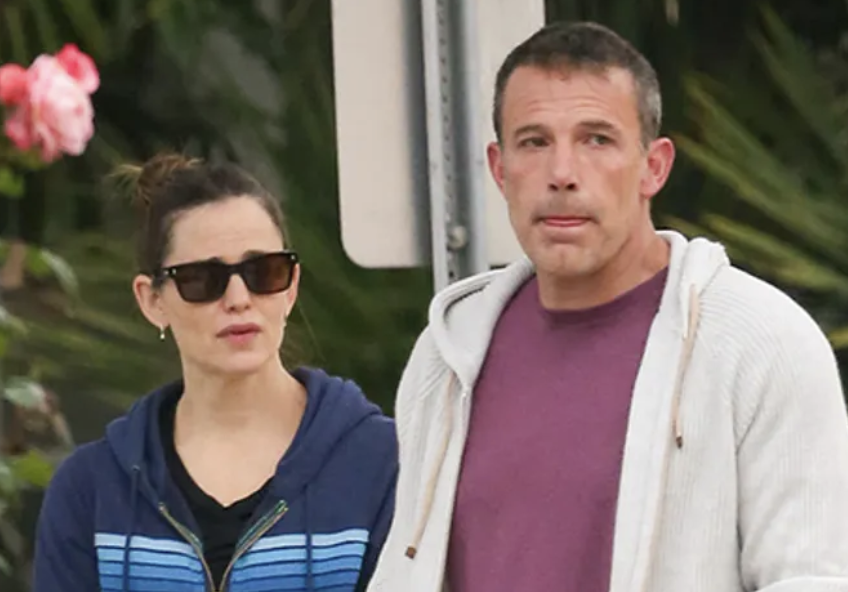 ben-affleck,-jennifer-garner-reunite-in-japan-as-‘best-friend-exes’-amid-jennifer-lopez-split-rumors:-source